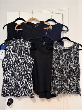 Dark colored tops bundle - 6 tops all sizes good for XS or small